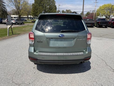Used 2018 Subaru Forester 2.5i Premium AWD/4WD image 4
