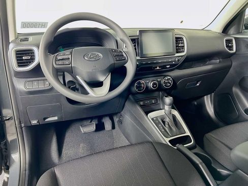 New 2026 Hyundai Venue SE FWD image 7