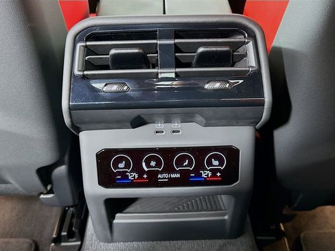 New 2026 BMW M5 w/ Executive Package image 18