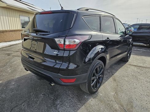 Used 2018 Ford Escape SE w/ SE Sport Appearance Package image 33