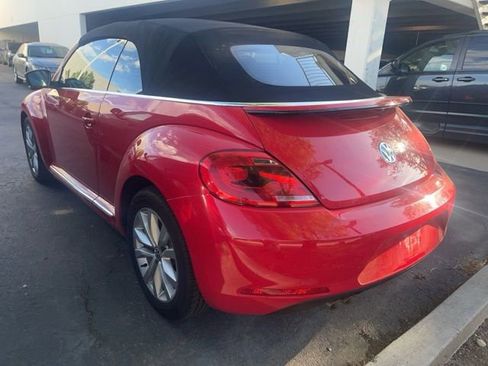 Used 2014 Volkswagen Beetle TDI FWD image 3