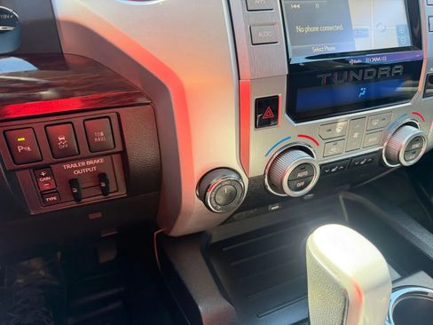 Used 2016 Toyota Tundra Limited w/ Limited Premium Package AWD/4WD image 19