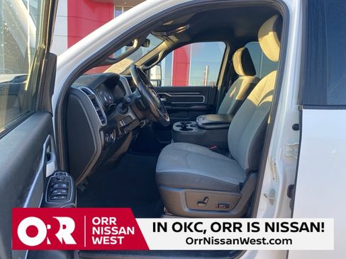 Used 2024 RAM 2500 Big Horn w/ Off Road Package image 16