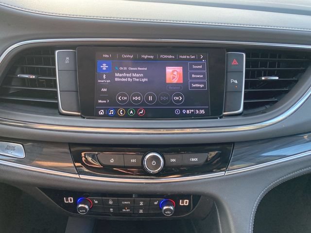 Used 2021 Buick Enclave Essence w/ Sport Touring Edition FWD image 13