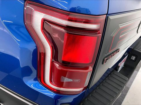Used 2018 Ford F150 Raptor w/ Equipment Group 802A Luxury image 29