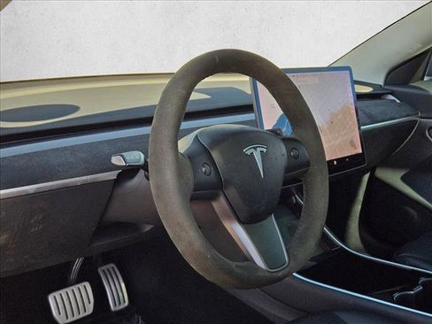 Used 2020 Tesla Model 3 Performance image 10