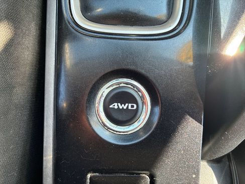 Used 2017 Mitsubishi Outlander ES AWD/4WD image 28
