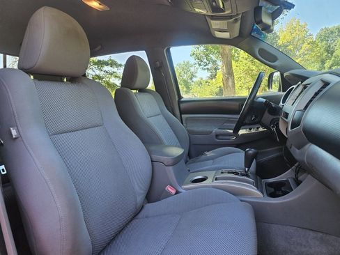 Used 2010 Toyota Tacoma 4x4 Double Cab image 41