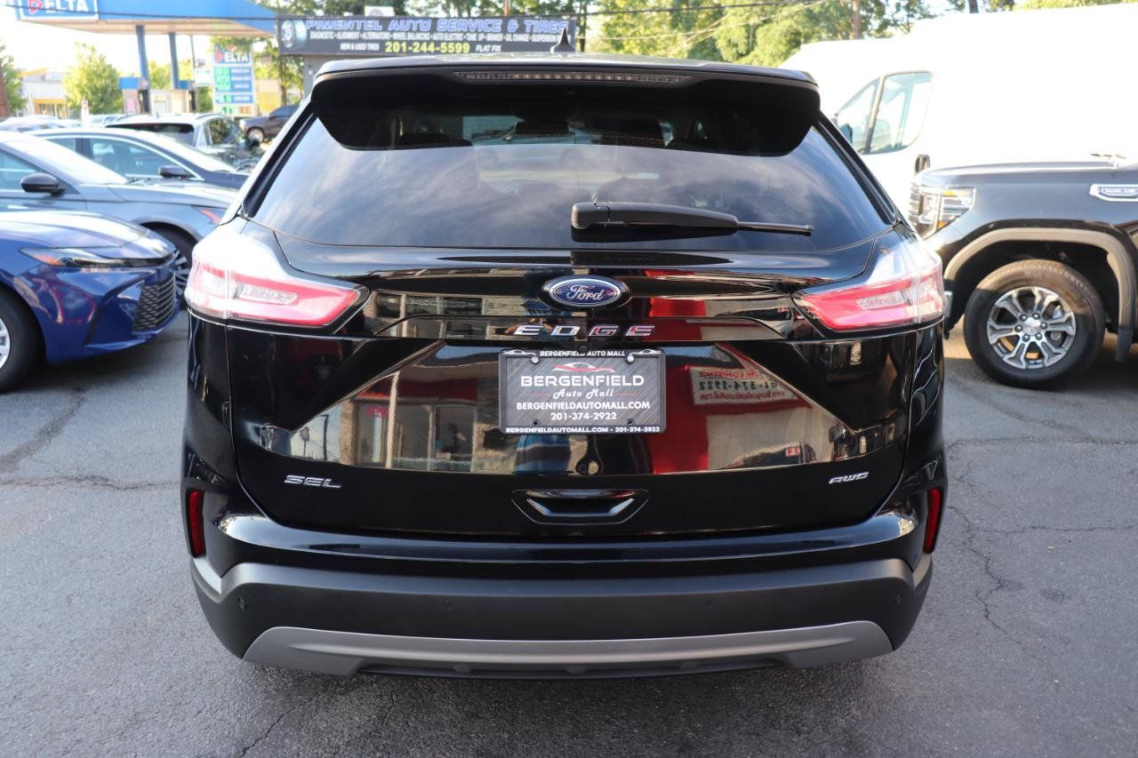 Used 2024 Ford Edge SEL AWD/4WD image 4