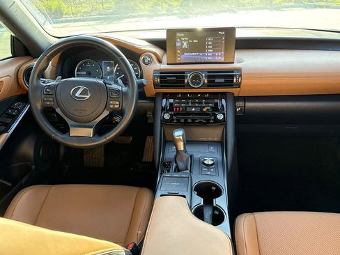 Used 2024 Lexus IS 350 F Sport RWD image 19