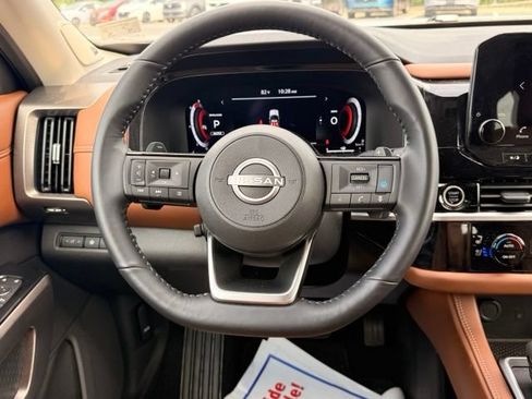 Certified 2024 Nissan Pathfinder Platinum w/ Cargo Package AWD/4WD image 25