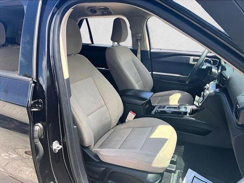 Used 2021 Ford Explorer 2WD image 9