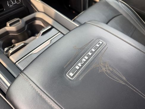 Used 2020 RAM 2500 Limited AWD/4WD image 29