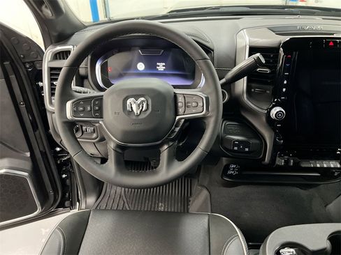Used 2025 RAM 3500 Laramie image 19