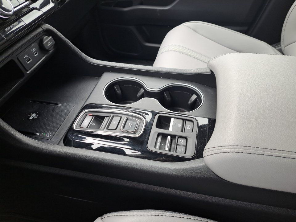Used 2025 Honda Pilot Touring image 31