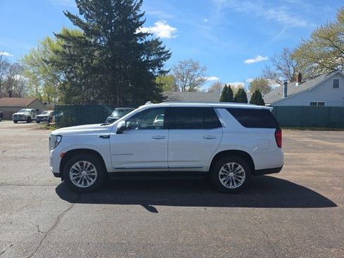 Used 2021 GMC Yukon SLT w/ SLT Luxury Plus Package AWD/4WD image 1