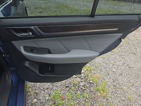Used 2019 Subaru Legacy 2.5i Limited AWD/4WD image 17