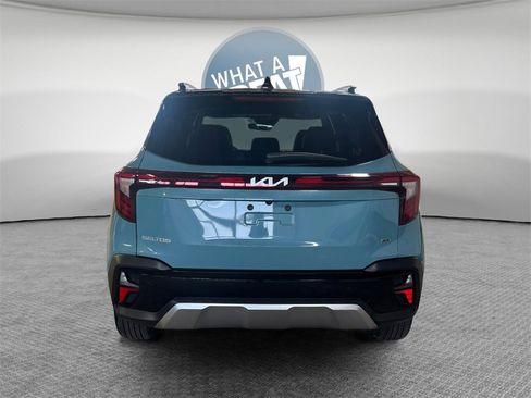 Certified 2024 Kia Seltos S image 5