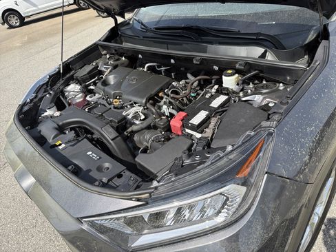 Certified 2021 Toyota RAV4 XLE image 23