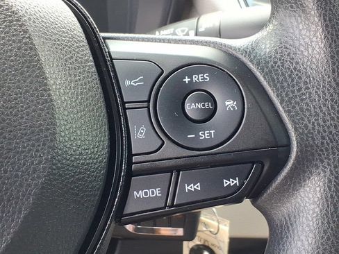 Used 2021 Toyota Corolla LE FWD image 10