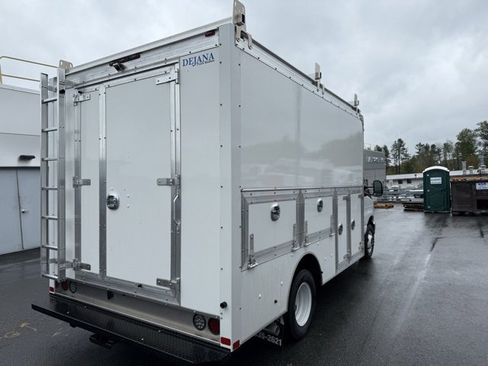 New 2026 Ford E-350 and Econoline 350 Super Duty w/ Power Equipment Group image 3