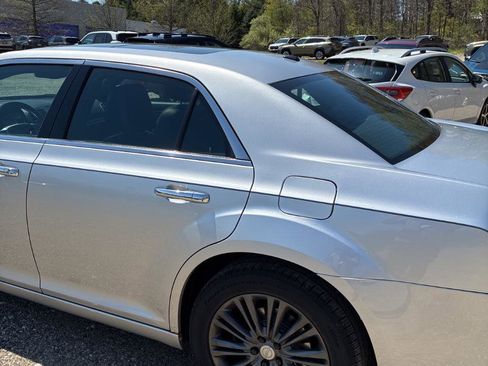 Used 2012 Chrysler 300 C w/ 19-Premium Speaker Group AWD/4WD image 8