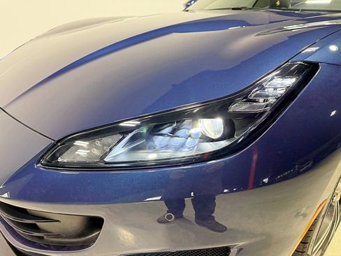 Used 2019 Ferrari Portofino Base image 19