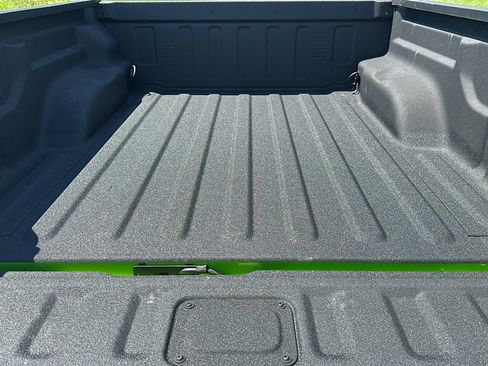 Used 2025 Jeep Gladiator Mojave image 21