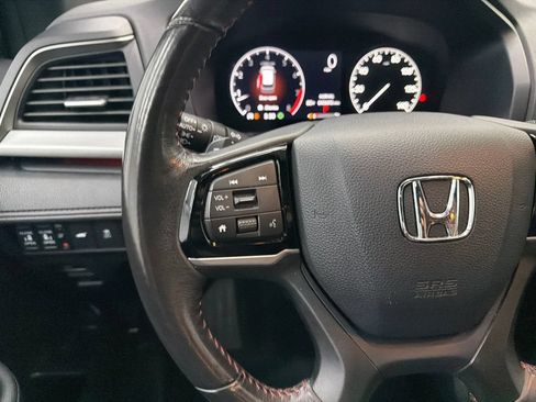 Used 2025 Honda Odyssey Sport-L image 27