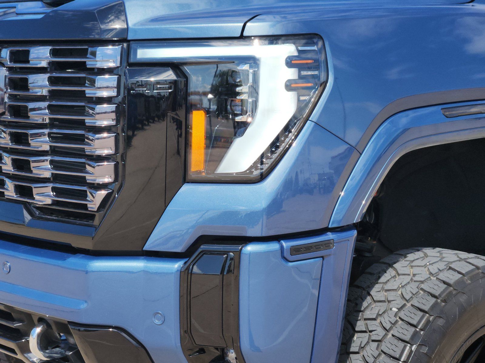 Used 2025 GMC Sierra 2500 Denali Ultimate AWD/4WD image 10