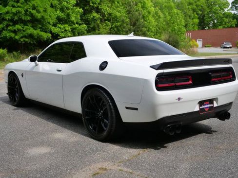 Used 2023 Dodge Challenger SRT Hellcat RWD image 19