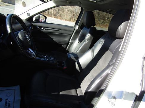 Used 2020 MAZDA CX-5 Touring image 11