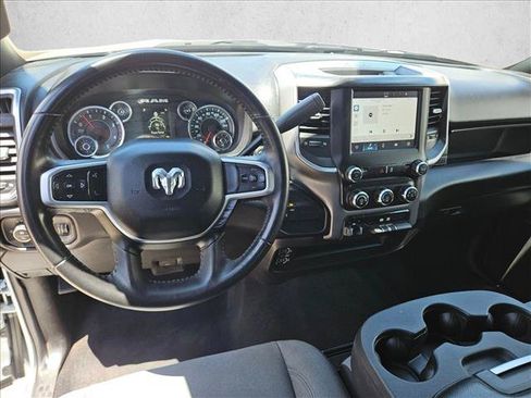 Used 2024 RAM 3500 Big Horn AWD/4WD image 16