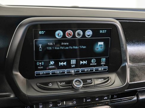 Used 2018 Chevrolet Camaro SS image 25