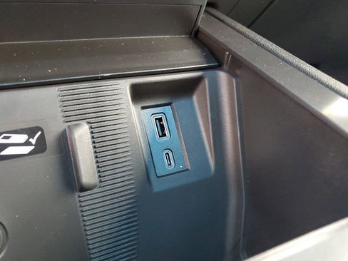 New 2025 GMC Hummer EV 2X image 31