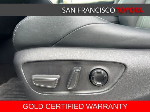 Certified 2022 Toyota Venza Limited AWD/4WD image 12