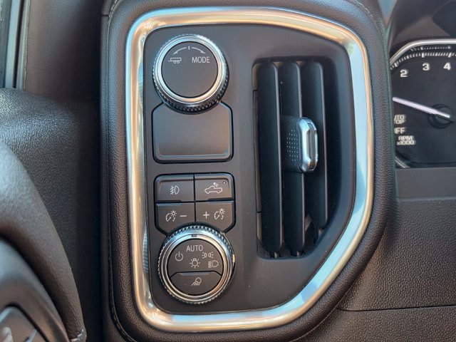 Used 2021 GMC Sierra 1500 SLT w/ SLT Premium Plus Package RWD image 18