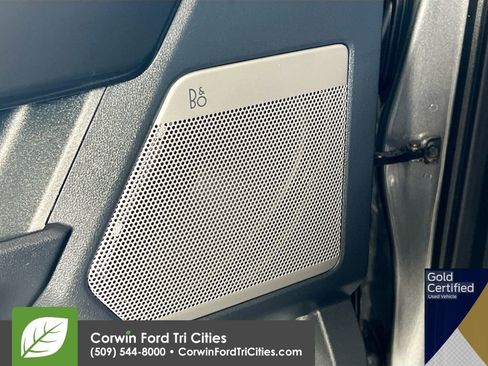 Used 2025 Ford F150 Lariat AWD/4WD image 13