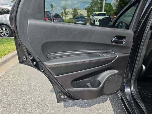 Used 2025 Dodge Durango GT RWD image 15