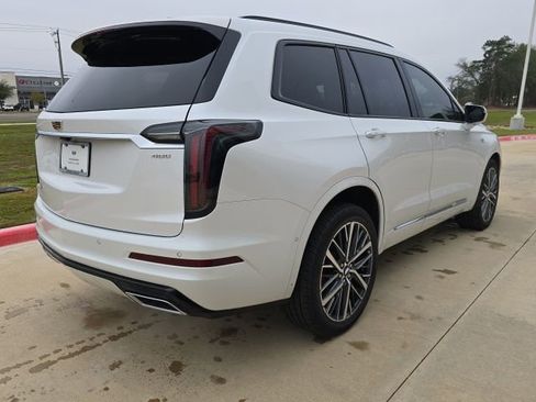 New 2025 Cadillac XT6 Sport w/ Technology Package image 6