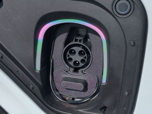 Used 2026 Cadillac Vistiq Sport image 31