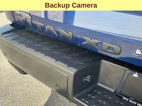 Used 2021 Nissan Titan PRO-4X w/ Pro-4x Convenience Package image 12