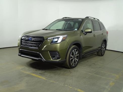 Used 2022 Subaru Forester Limited w/ Popular Package #3 image 2