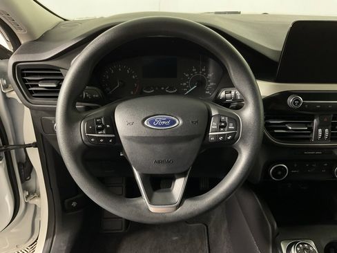 Used 2022 Ford Escape SE image 22