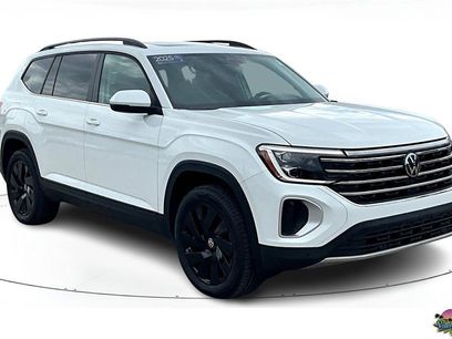 Used 2025 Volkswagen Atlas SE w/ Panoramic Sunroof Package