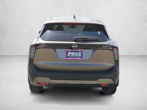 Certified 2025 Nissan Kicks SV FWD image 7