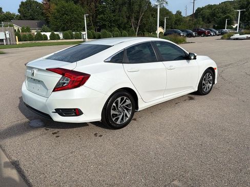 Used 2016 Honda Civic EX image 2
