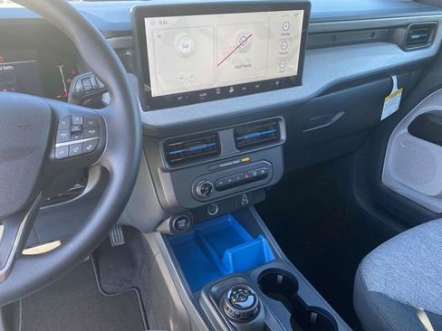 New 2026 Ford Maverick XLT image 16