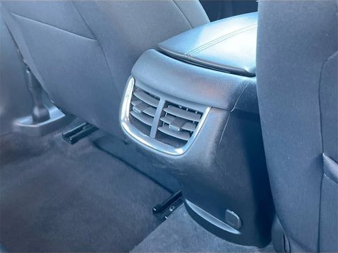 Used 2024 Chevrolet Malibu LT image 27