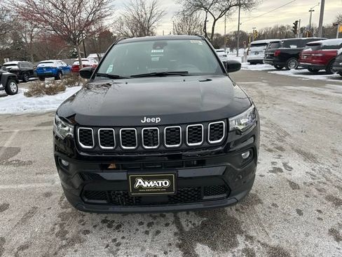 New 2026 Jeep Compass Latitude AWD/4WD image 3